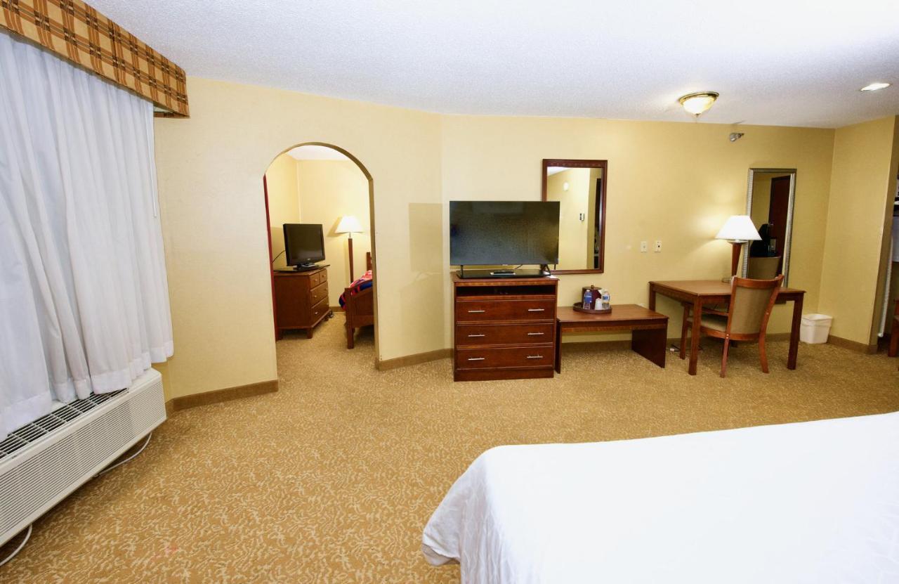 Holiday Inn Express Hotel & Suites Fenton/I-44 By Ihg Εξωτερικό φωτογραφία